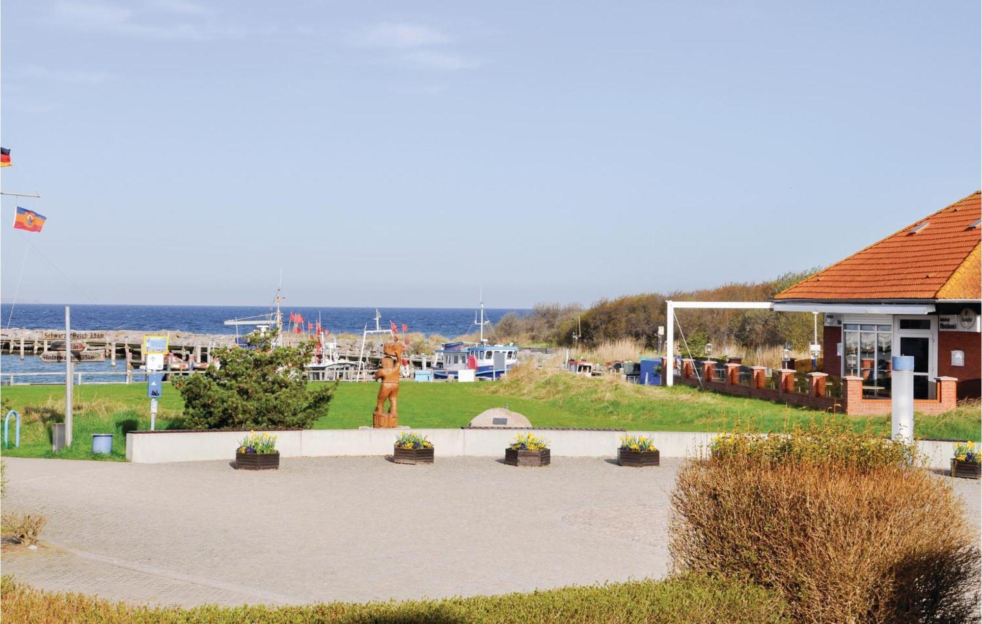 Nice Home In Insel Poel With House Sea View Extérieur photo